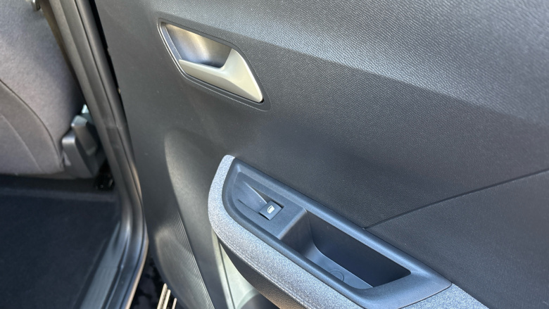 Vauxhall Frontera 83kW GS 44kWh 5dr Auto Electric Estate